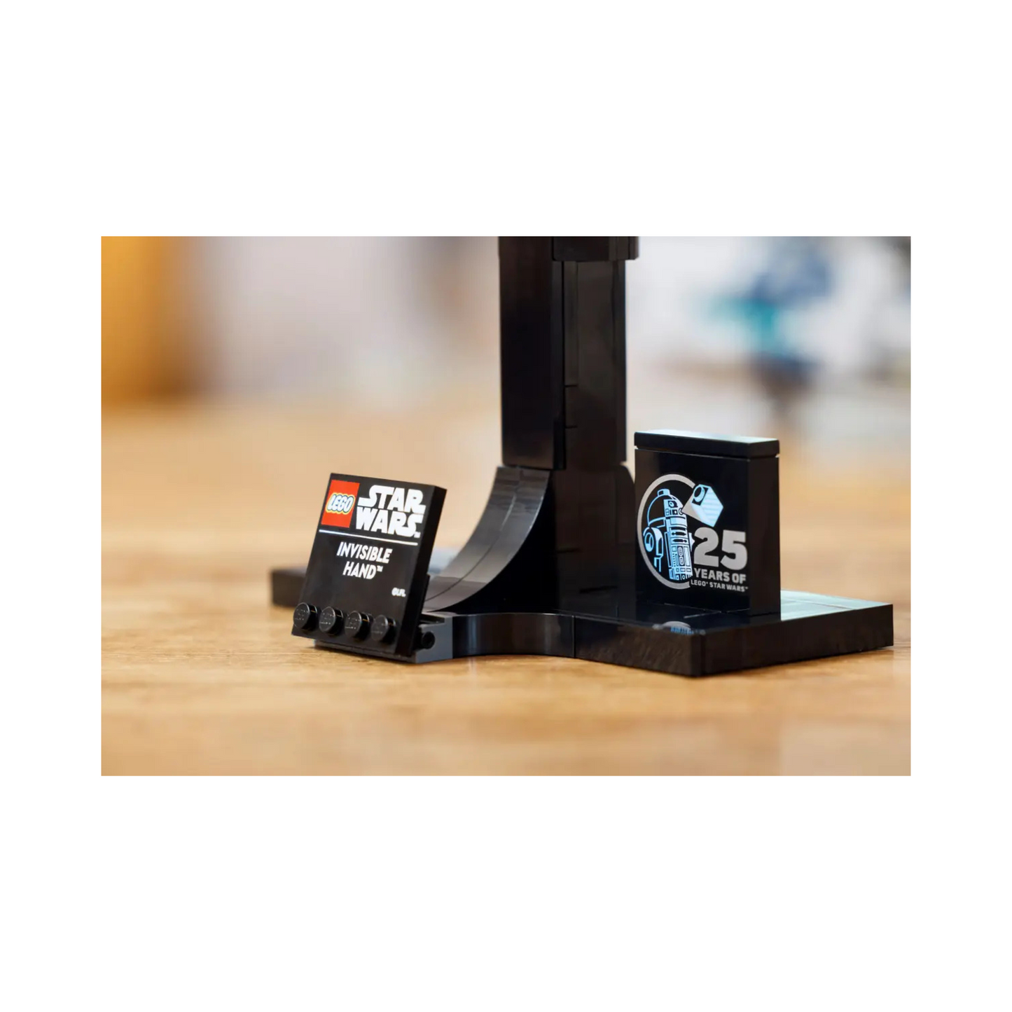 LEGO® Star Wars™ Invisible Hand™ | 75377
